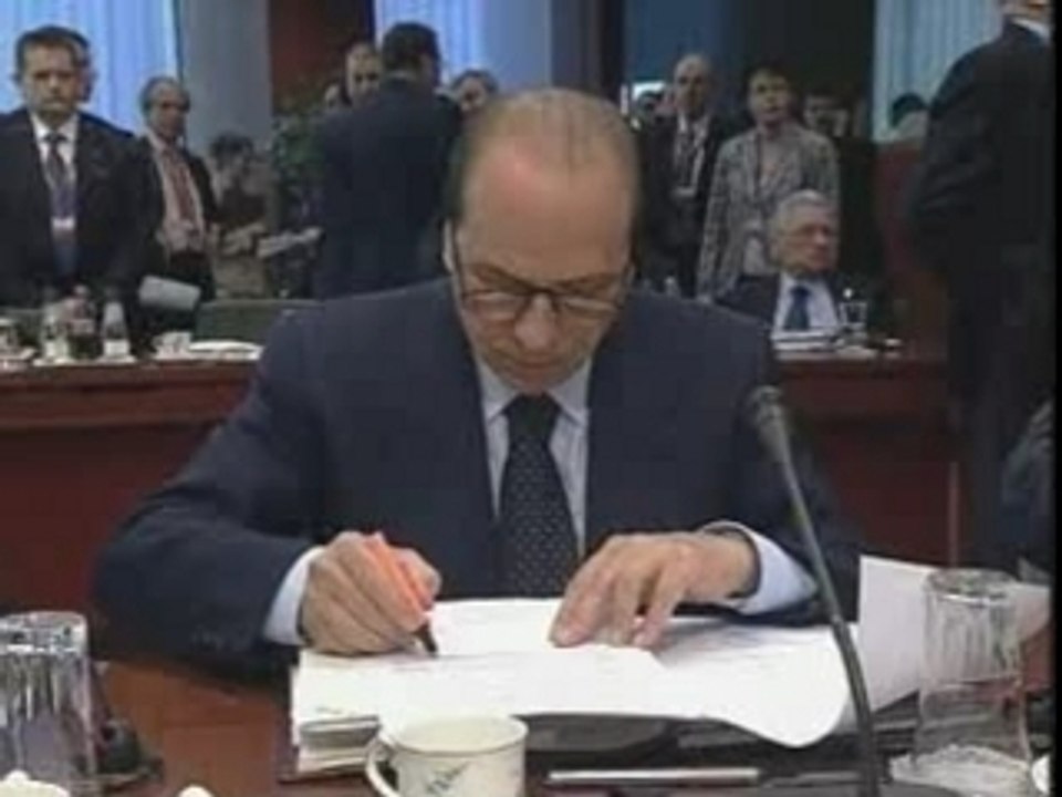 Il ritorno del Silvio Berlusconi ci sarà anche Junker???