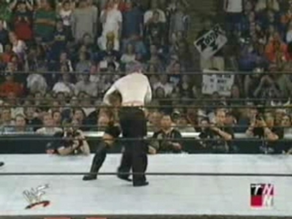 WWE - Jeff hardy spikes Rvd with a ddt