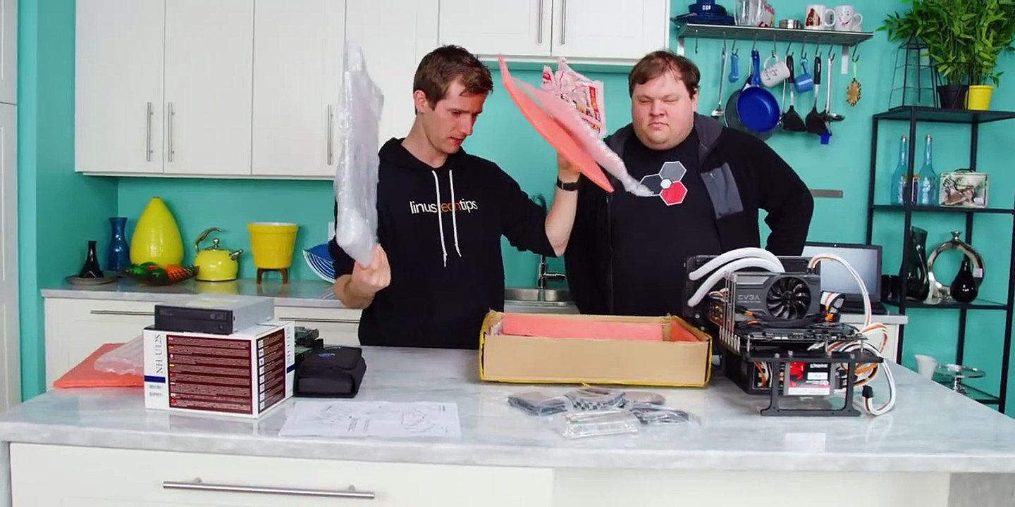 The AMAZING $30  Computer Case !