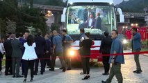 Cumhurbaşkanı Erdoğan, Araklı'da bir restoranın açılışını yaptı