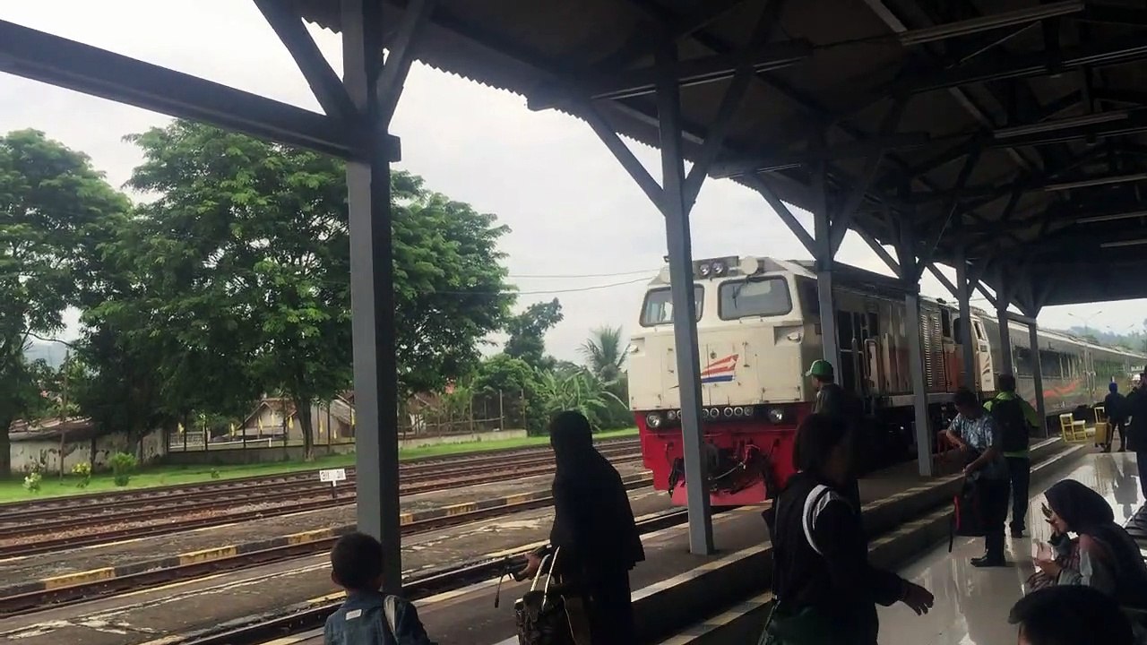 Naik Argo Wilis