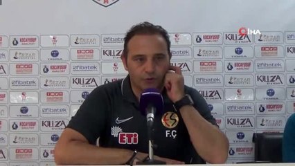 Fuat Çapa: "Hakemler canımızı yakıyor"