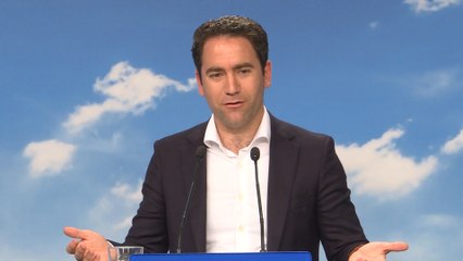 Egea asegura que no van a "regalar la investidura" a Sánchez