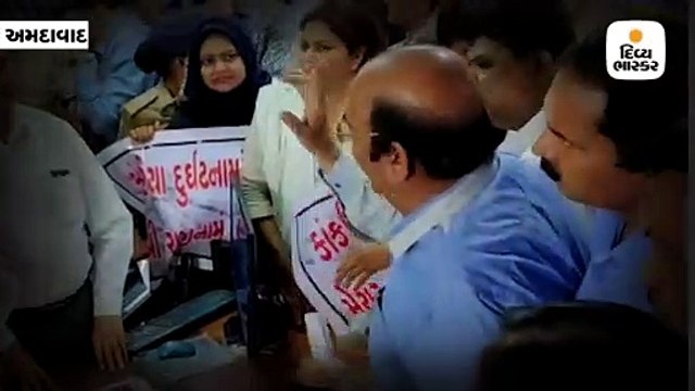 રાઈડ તૂટવાનો મામલો, શાસકપક્ષ જવાબદારીમાંથી છટક્યો, જે કંઈ બન્યું છે તે સમગ્ર લોકોની જવાબદારીઃ મેયર