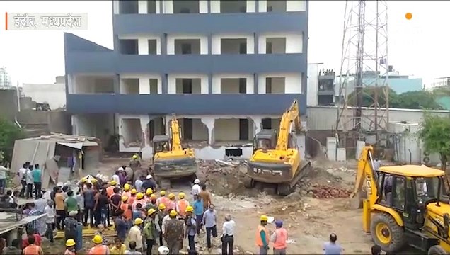 ग्रीन बेल्ट पर बनी बिल्डिंग को बारूद से उड़ाने की तैयारी