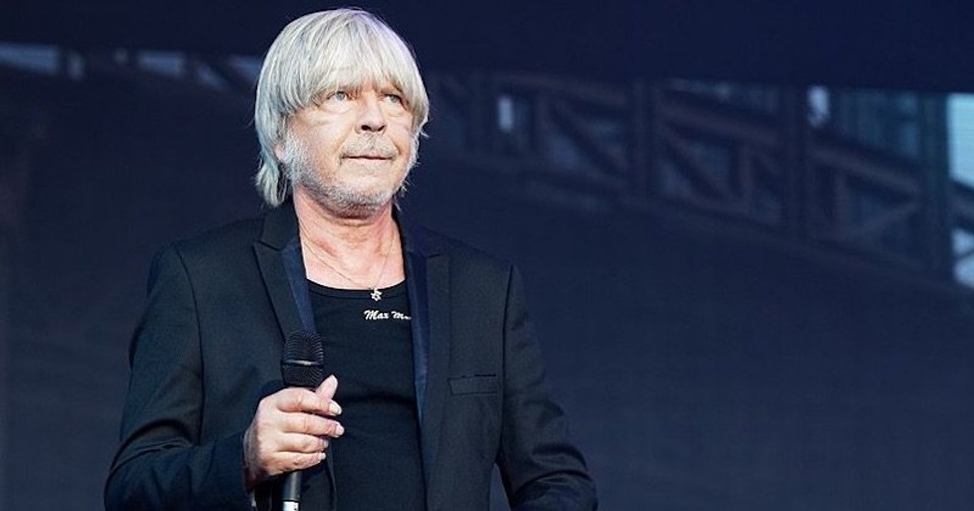 Sobre « depuis 6 mois », le chanteur Renaud annonce un nouvel album pour l'automne prochain