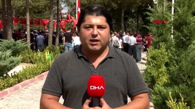 NİĞDE Şehit Ömer Halisdemir'in mezarına ziyaretçi akını