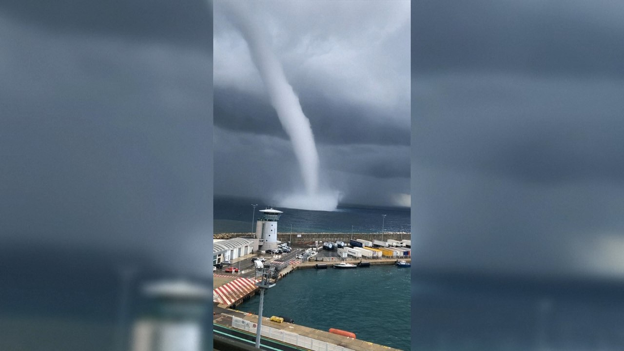 Spectaculaires intempéries en Corse