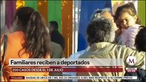 Familiares reciben a  deportados en Tijuana