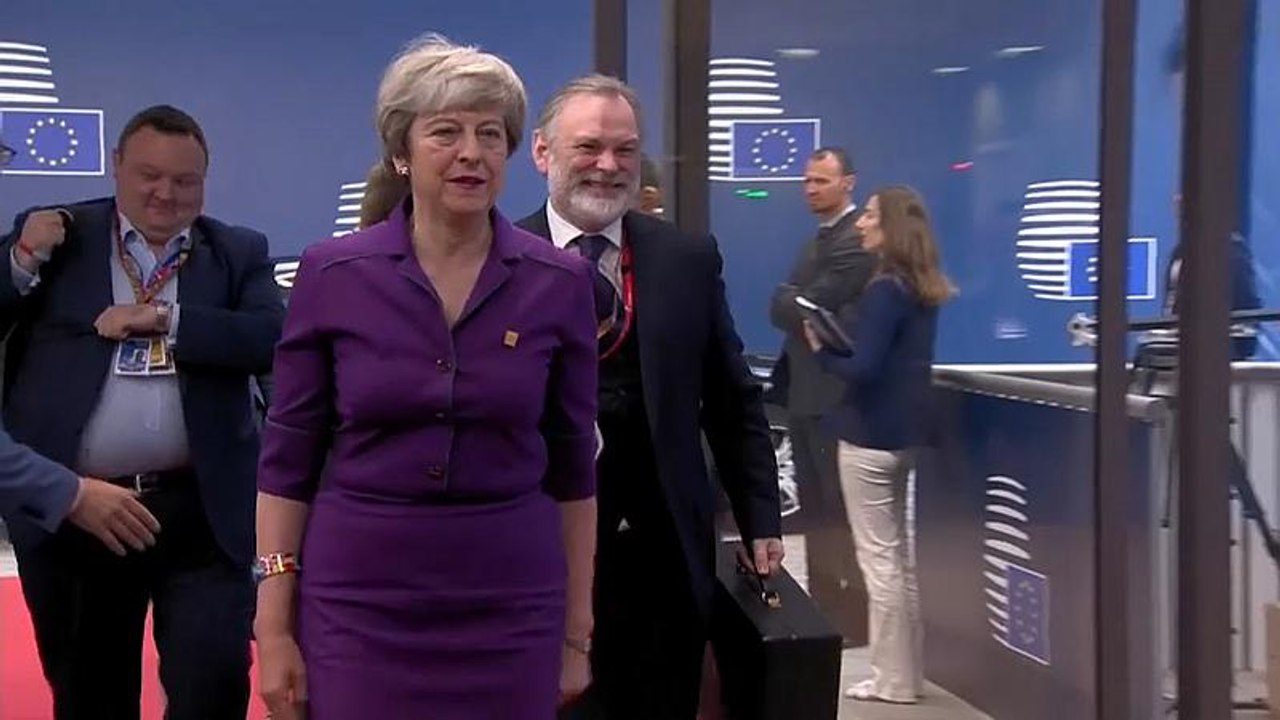 'Vollkommen inakzeptabel' May kritisiert Trump-Tweets zu Demokratinnen