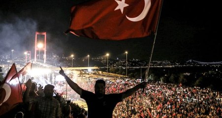 TRT'den gururlandıran 15 Temmuz klibi: Ne sandın!