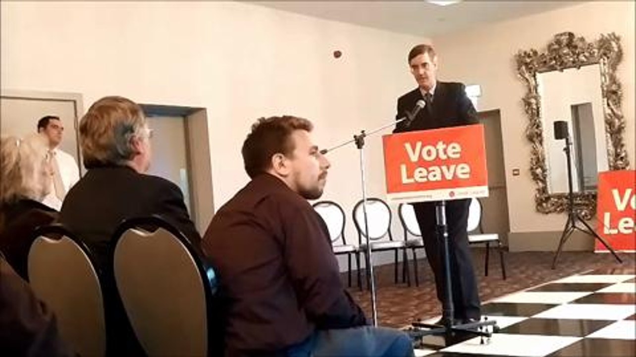 Jacob Rees-Mogg says 'Vote Leave'
