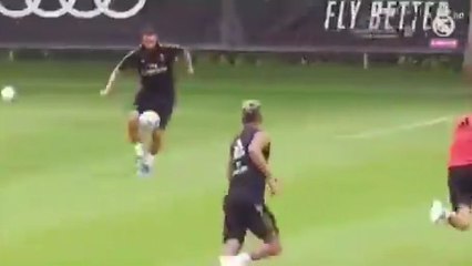 Hazard saca a relucir su artillería en los entrenamientos de la pretemporada del Real Madrid