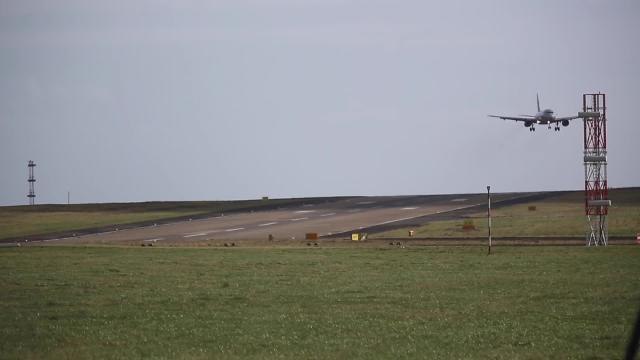 Planes struggle to land in high winds at Yorkshire airport.