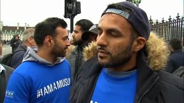 Thousands pay tribute to attack victims