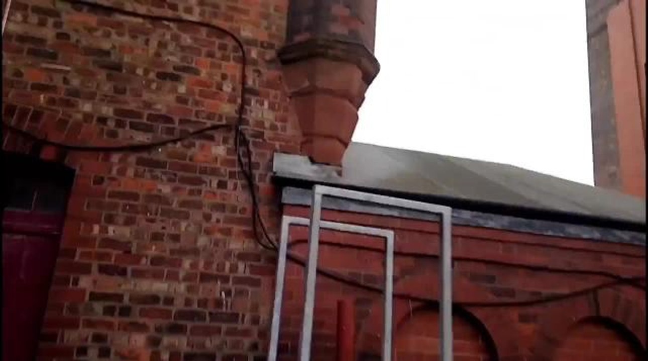 Teens film themselves climbing Winter Gardens