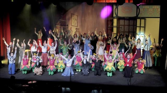 Falkirk Youth Theatre presents Peter Pan