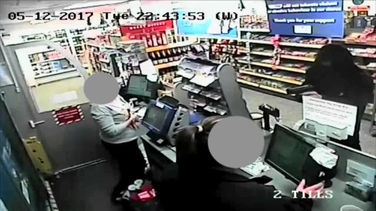 Armed robbery in Billinge