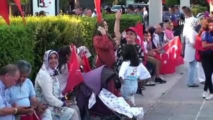 Çanakkale’de ’15 Temmuz Demokrasi ve Milli Birlik Yürüyüşü’ yapıldı
