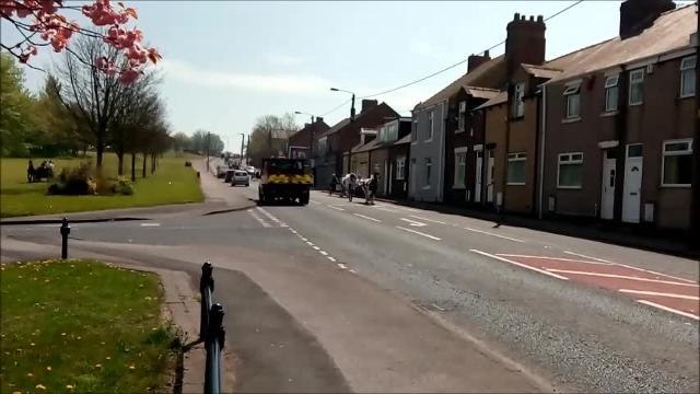 Event organiser told to ?take responsibility? after horse and cart crashes during parade