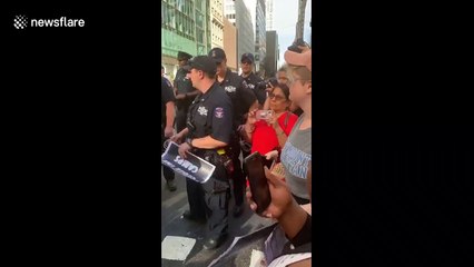 Abolish ICE protest to end migrant deportation in Manhattan brings city to standstill