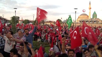 15 Temmuz'un yıl dönümünde binlerce kişi Mevlana Meydanına akın etti