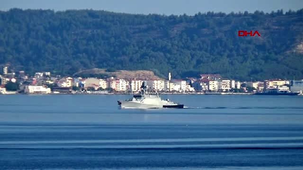 Çanakkale Rus savaş ve askeri kurtarma gemisi Akdeniz'e iniyor