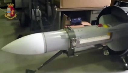 La policía italiana incauta un misil y numerosas armas automáticas a un grupo de extrema derecha