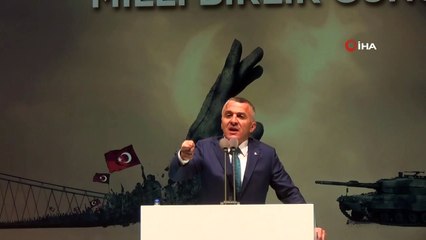 Vali Bilgin 'Kumar masalarında, içki masalarında yaşasın darbe diyen belediye başkanlarını lanetliyorum'