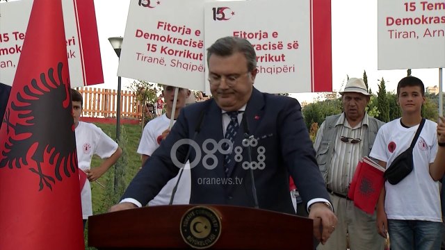 RTV Ora - Marshimi i fitores , Ambasada e Turqisë kujton 3-vjetorin e grushtit të shtetit