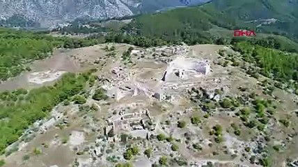 Restorasyondaki hata fırtınayla ortaya çıktı