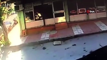 Freni boşalan kamyon 8 aracı biçti