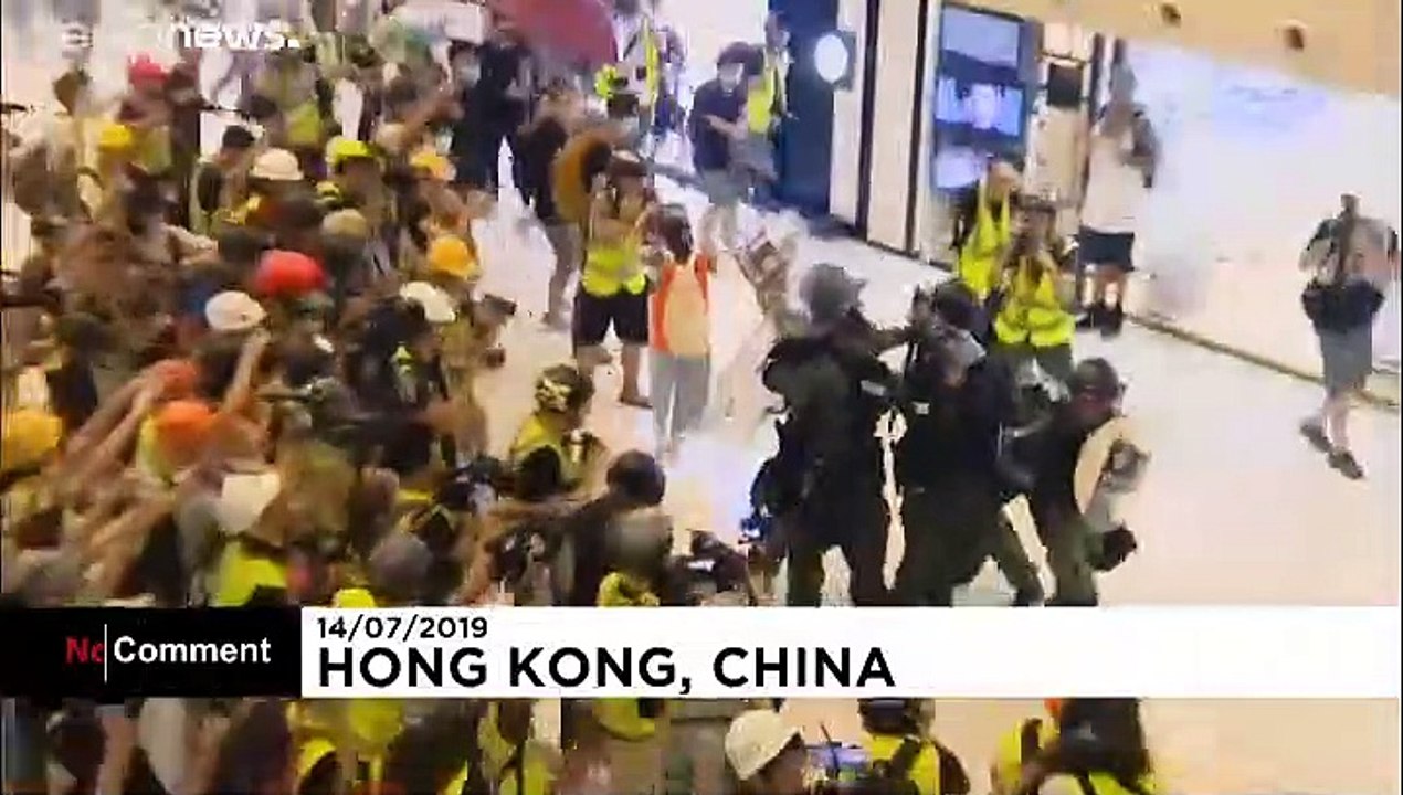 Scènes de violence dans un centre commercial de...