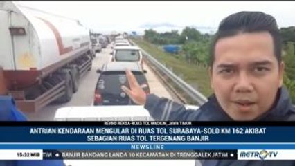 Tol Surabaya-Solo Macet Total Akibat Banjir