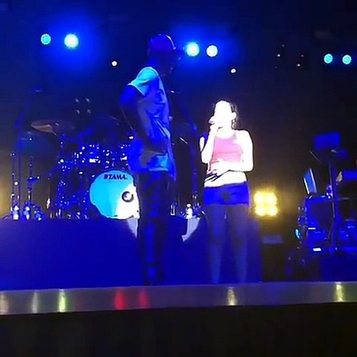 La voix de cette fan de Dadju va vous faire frissonner. Ecoutez :