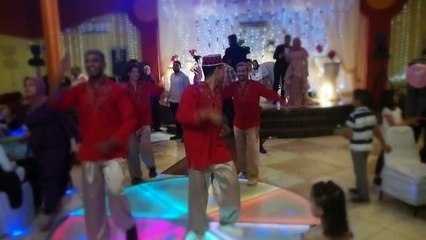 Structured Sailors Dance In Wedding Gift