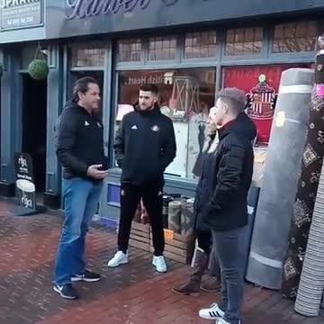Sunderland AFC players visit fire-hit Blandford Street