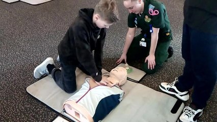 Teenagers learn to save lives