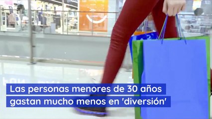 Las personas menores de 30 años gastan mucho menos en 'diversión'