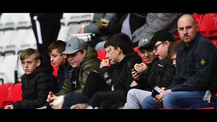 SAFC v PAFC fans gallery