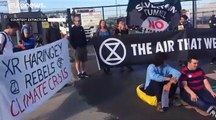 نشطاء المناخ يعطلون عمل أكبر شركة لتوريد الخرسانة الجاهزة في لندن