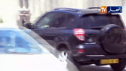 شاهد لحظة مغادرة وزير السياحة عبد القادر بن مسعود المحكمة العليا