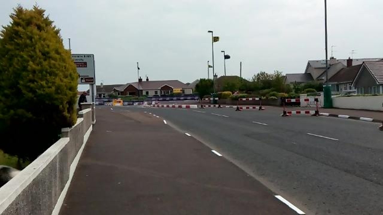 WATCH: Michael Rutter lights up Honda RCV at the North West 200.