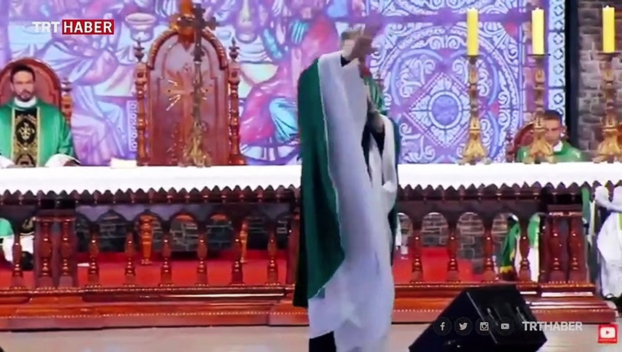 "Şişman kadınlar cennete giremez" dediği iddia edilen rahip saldırıya uğradı