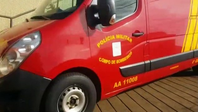 Homem tem lesão na cabeça após ser atingido por telha