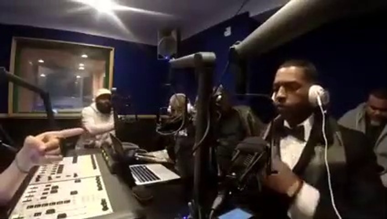 ADOS-- LESSONS IN CHARACTER--  differences between floyd mayweather muhammad ali
