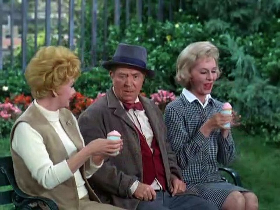 The Lucy Show: Lucy, The Philanthropist