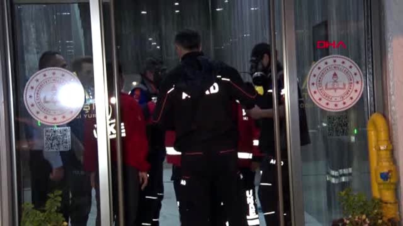 ANKARA Yanlışlıkla sıkılan biber gazı 9 öğrenciyi hastanelik etti