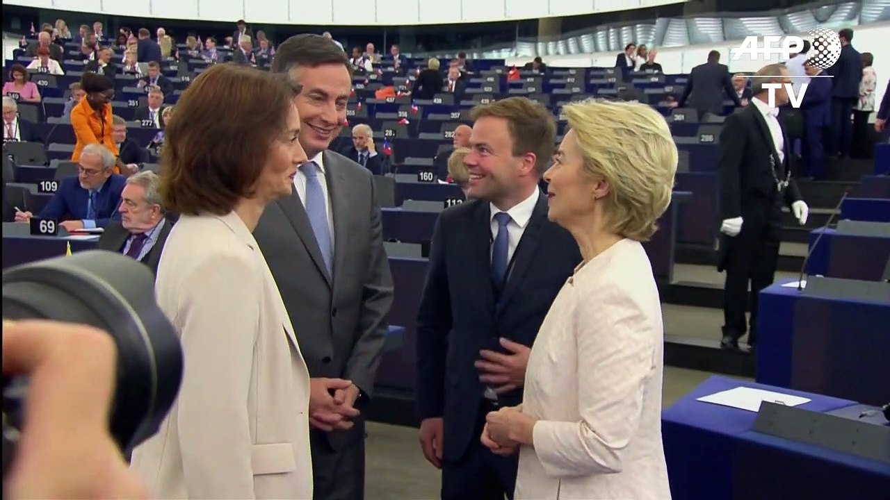 Von der Leyen zur EU-Kommissionspräsidentin gewählt