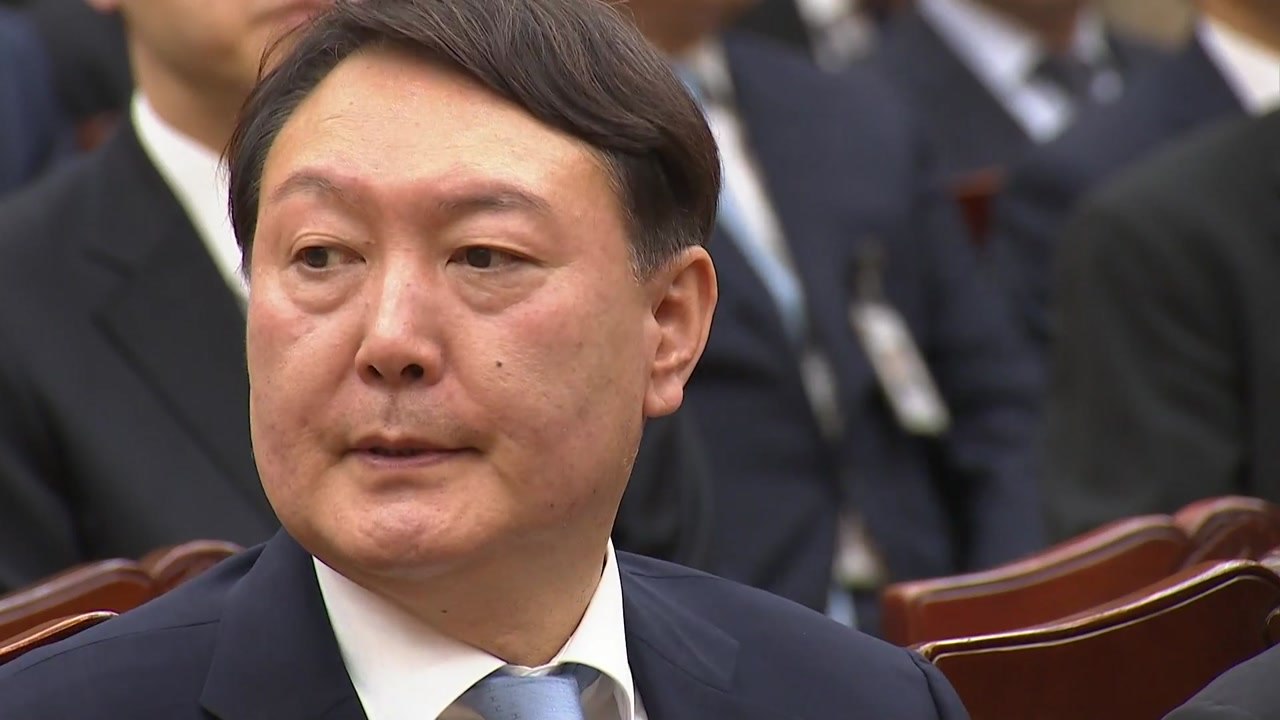 '윤석열 총장 시대' 열린다...'검찰 개혁·정치 중립' 과제 / YTN